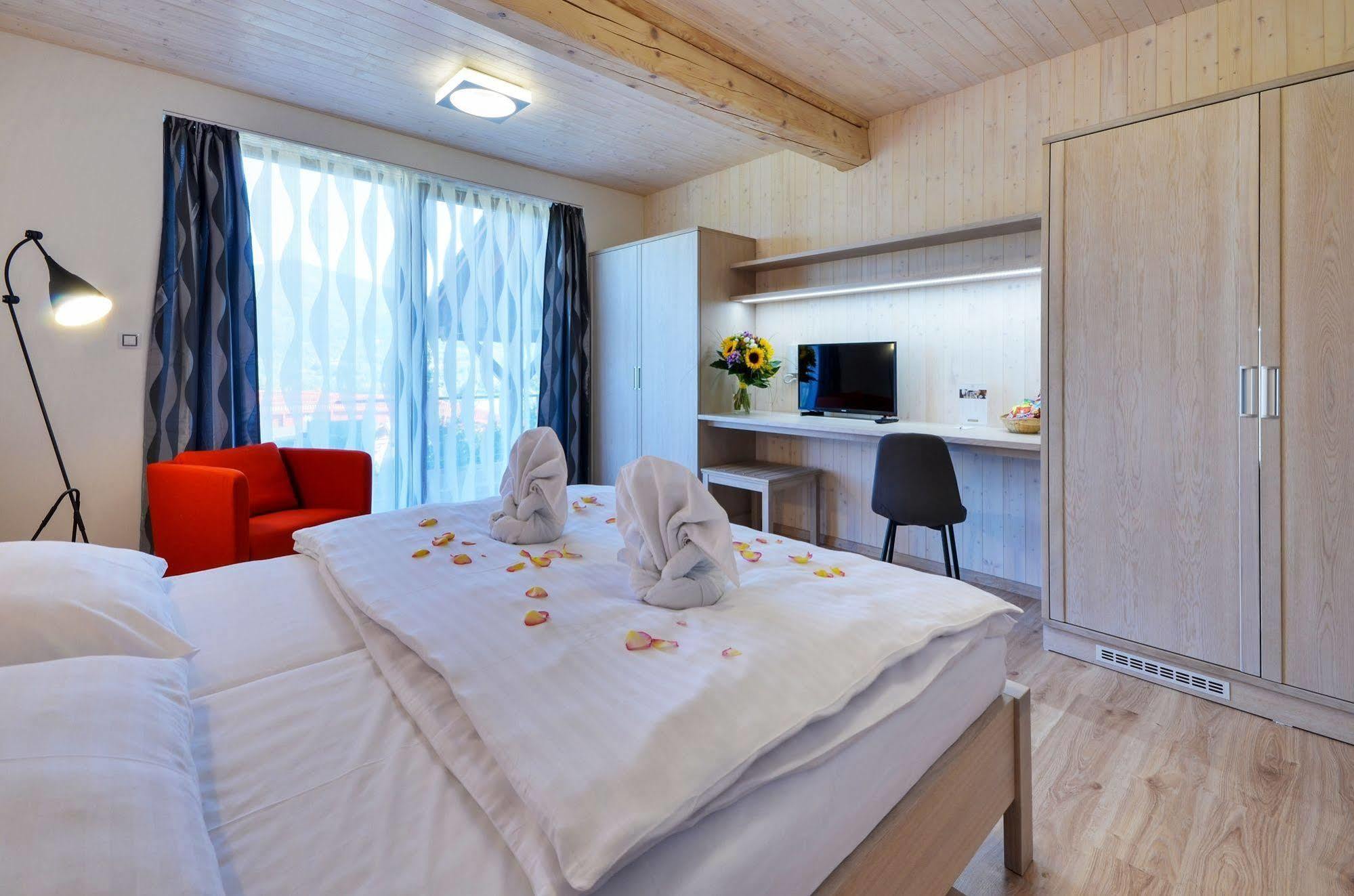 Green Inn Hotel Ostravice Luaran gambar