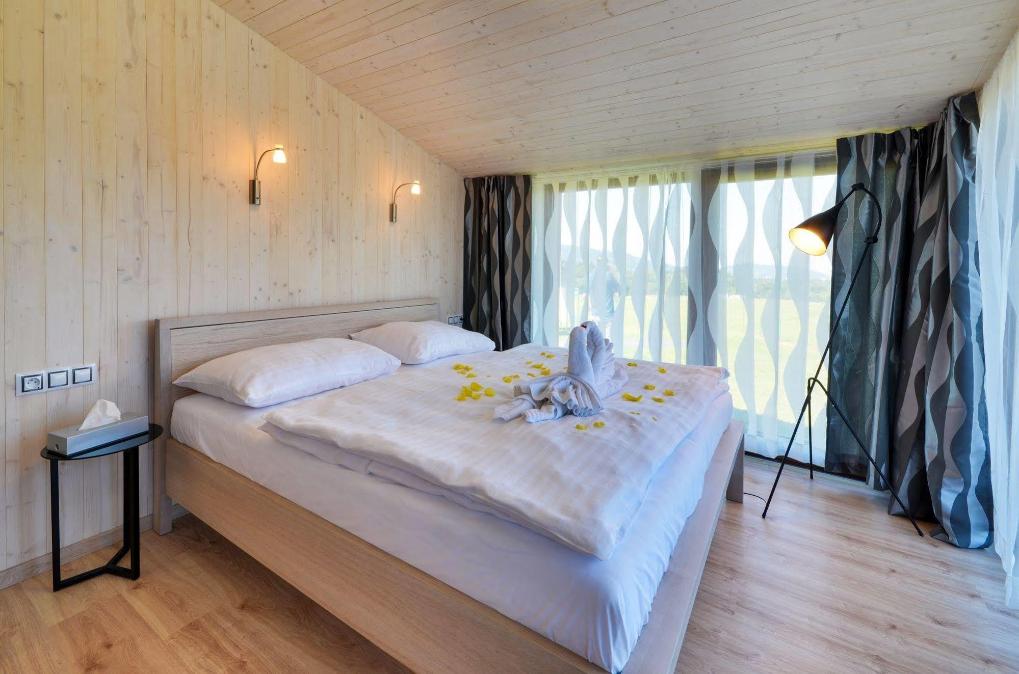 Green Inn Hotel Ostravice Luaran gambar