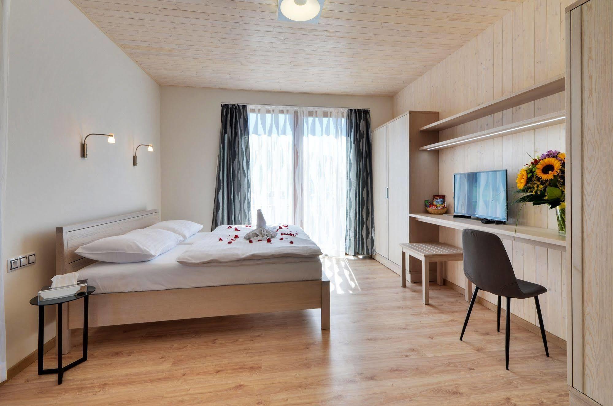 Green Inn Hotel Ostravice Luaran gambar
