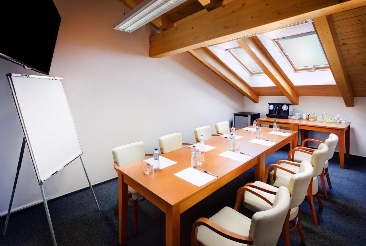 Green Inn Hotel Ostravice Luaran gambar