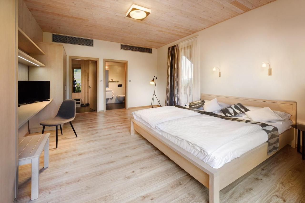 Green Inn Hotel Ostravice Luaran gambar